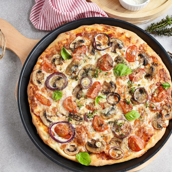 Пицца с шампиньонами