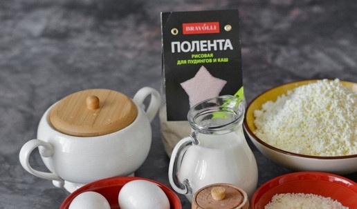 1. Этап. Творожно-кокосовый пудинг с рисовой полентой: Соберите все продукты по списку ингредиентов.