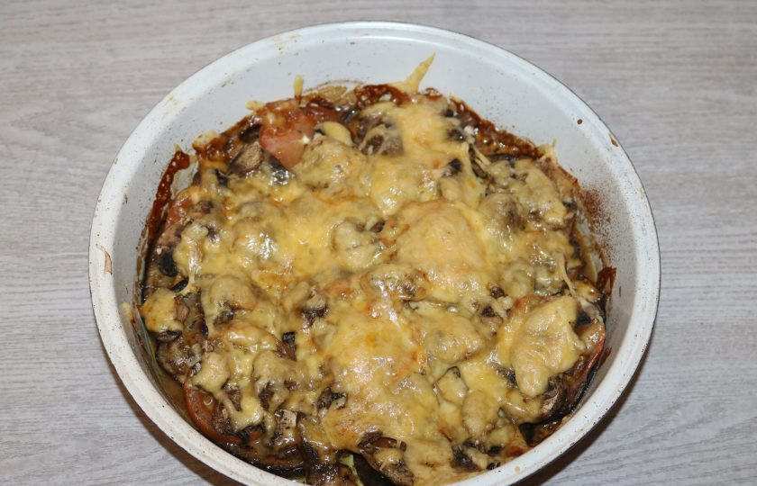 1. Этап. Запеканка с грибами и баклажанами: Запекайте 20 минут.