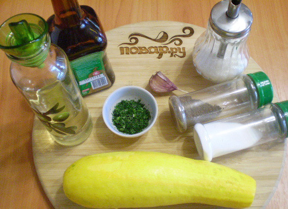 1. Этап. Быстрые маринованные кабачки: Приготовим продукты.