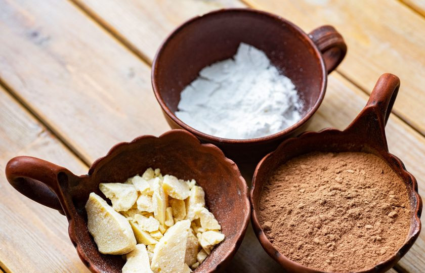 1. Этап. Домашний шоколад из какао масла: Сразу же подготовьте все ингредиенты для приготовления.