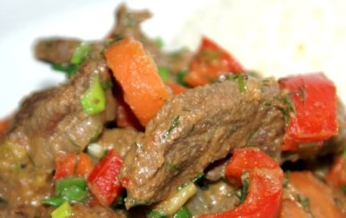 1. Этап. Рагу из конины: Подаем к столу с любым гарниром: хоть с рисом, хоть с макаронами или картошкой.