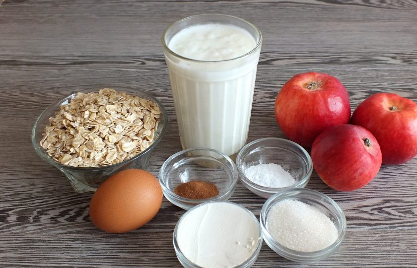 1. Этап. Овсяные вафли с яблоком: Подготовьте необходимые ингредиенты.