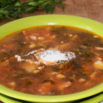 Борщ на курином бульоне