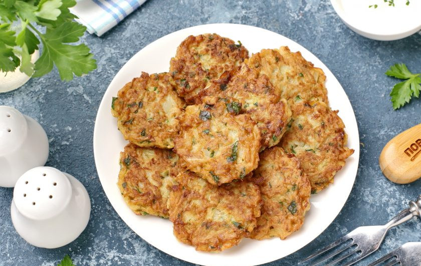 1. Этап. Диетические капустные оладьи: Приятного аппетита!