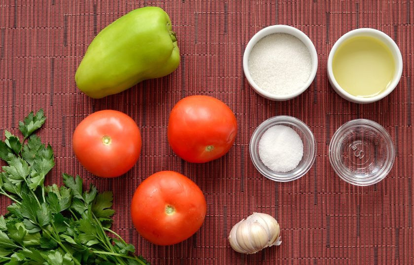 1. Этап. Закусочные помидоры: Подготовьте все ингредиенты.