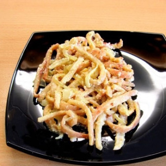 Кальмары, жареные с луком