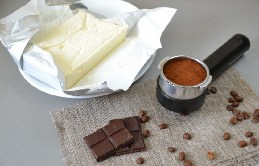 1. Этап. Кофе с мороженым: Подготовьте ингредиенты.