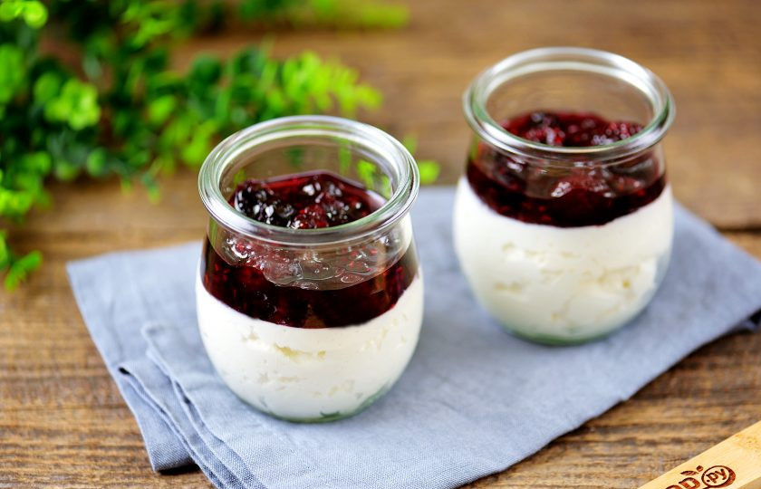 1. Этап. Творожок Нежный: Очень вкусный и действительно нежный творожок готов!