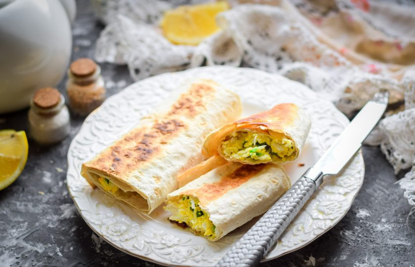 1. Этап. Пирожки из лаваша с яйцом и луком: Приятного аппетита!