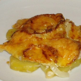 Свинина запеченная в мультиварке