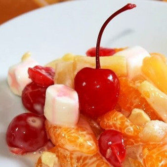 Салат гавайский