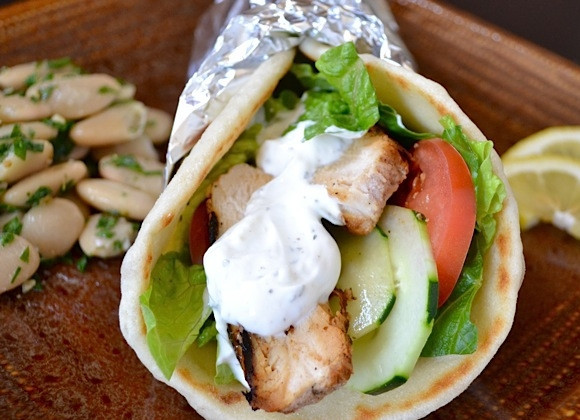 1. Этап. Турецкая шаурма: Сверните шаурму в трубочку и пробуйте. Приятного аппетита!