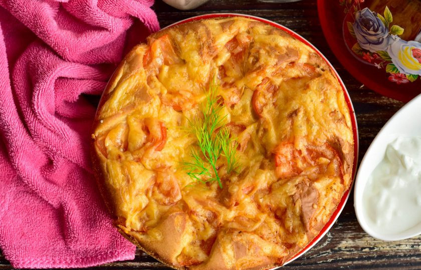 1. Этап. Заливной пирог с помидорами и сыром: Заливной пирог с помидорами и сыром готов!