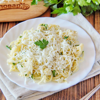 Паста с цветной капустой и петрушкой