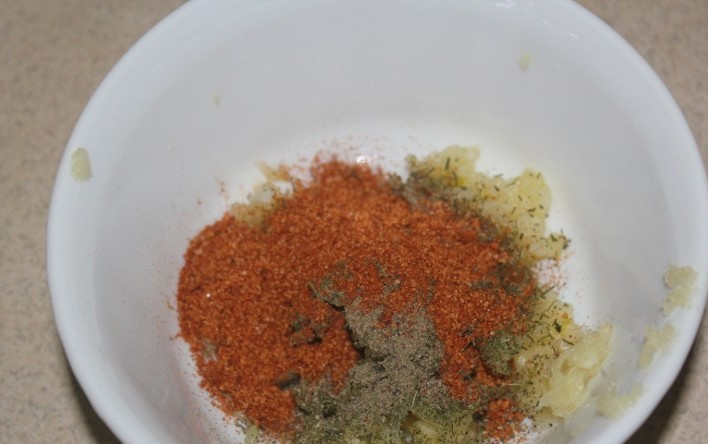 1. Этап. Свинина в соевом соусе: Теперь добавляем специи (можете взять свои любимые).