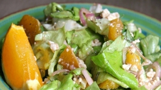 1. Этап. Салат с апельсинами и сыром: И подаем к столу. Приятного аппетита!