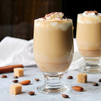 Кофе с марципаном