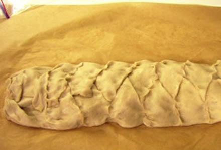 1. Этап. Сэндвич со свининой: Теперь делаем плетенку.