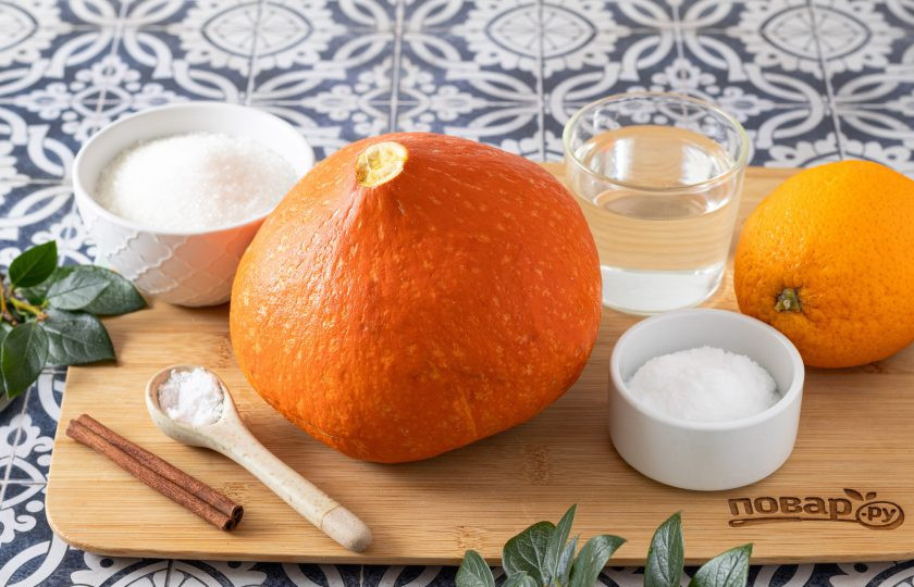 1. Этап. Тыквенные цукаты в духовке: Подготовьте все ингредиенты.