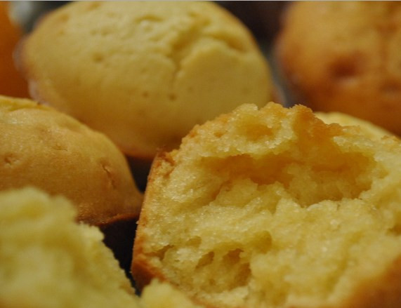 1. Этап. Простые кексики: Проверьте готовность с помощью зубочистки. Вот простые кексики и готовы. Приятного аппетита!