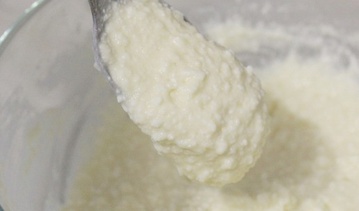 1. Этап. Творожные вафли: Получается довольно густое тесто.