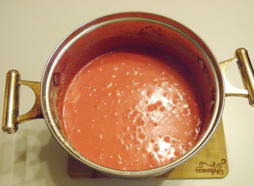 1. Этап. Постная колбаса: Масса для колбасы готова. Дайте немного остыть.