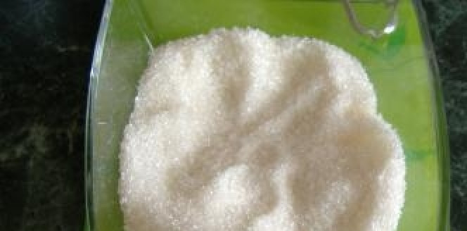 1. Этап. Квас вишневый: Добавить сахар и остудить до 25 градусов.