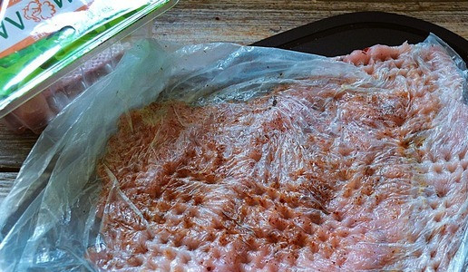 1. Этап. Шашлык-рулет: Отбить до тонкого.