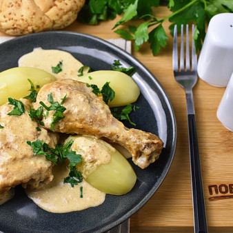 Куриные ножки в сливочном соусе