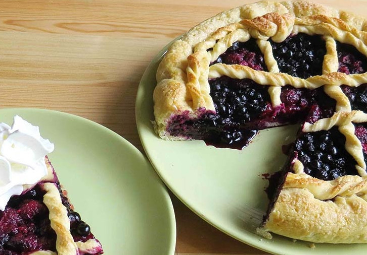 1. Этап. Дрожжевое тесто с ягодами: Приятного аппетита!