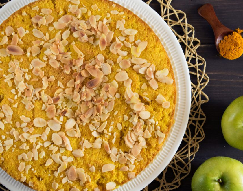 1. Этап. Веганский пирог с кокосом: Пирог остудите и извлеките из формы. Приятного аппетита!