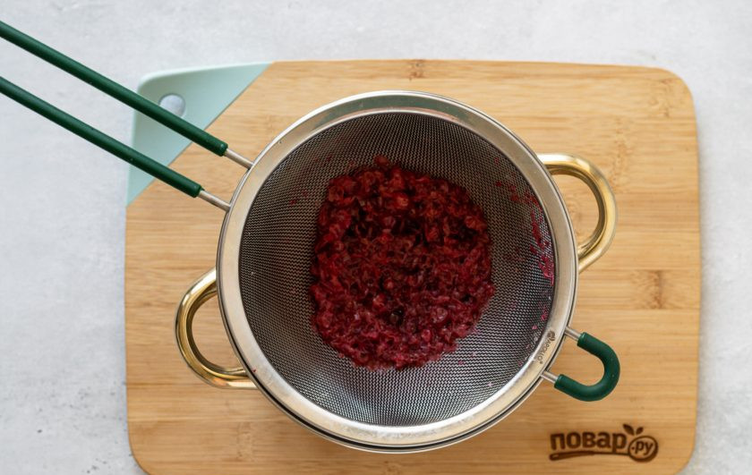 1. Этап. Морс Детский: Процедите получившийся отвар через сито.