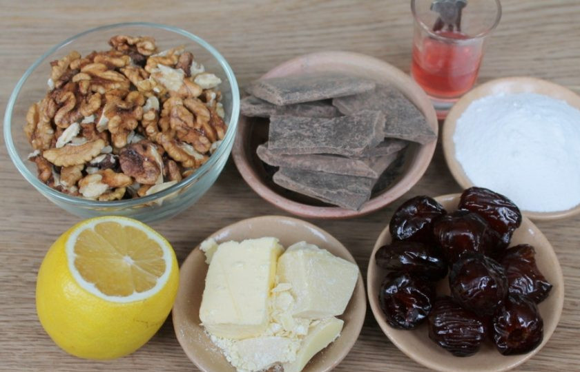 1. Этап. Шоколадные батончики: Подготовим ингредиенты для батончиков.