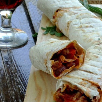 Шаурма-бурито из индейки на гриле