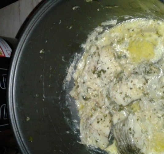 1. Этап. Треска, тушенная в мультиварке: Треска получается очень сочной и ароматной.