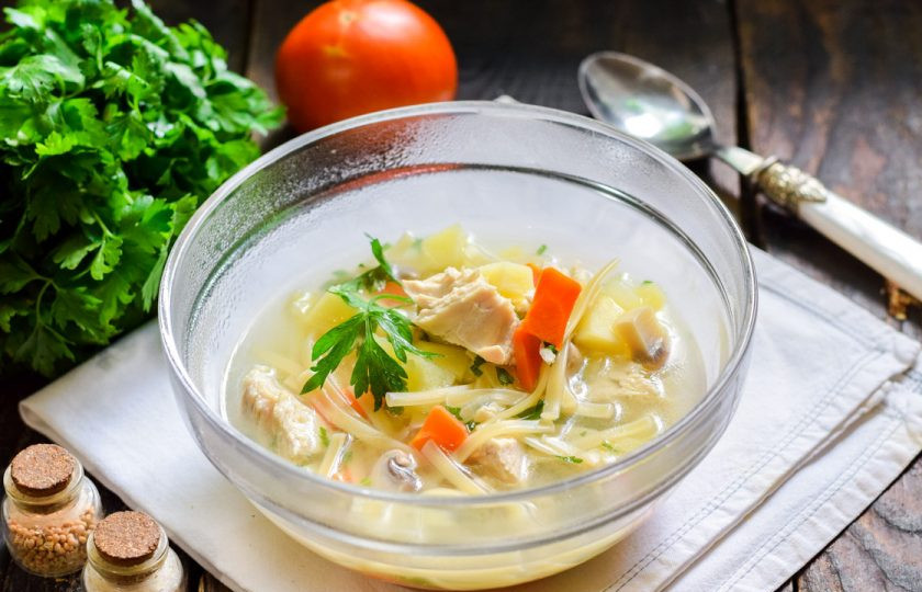 1. Этап. Диетический суп с лапшой: Приятного аппетита!