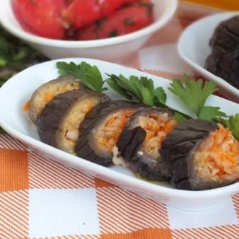 Квашеные баклажаны с капустой