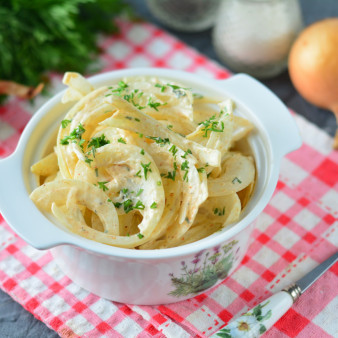 Маринованный лук в майонезе
