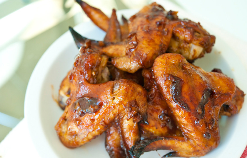 1. Этап. Крылышки под соусом: 4. Спустя 35-55 минут крылья будут готовы!