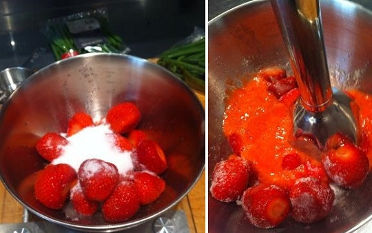 1. Этап. Мусс из ягод: 1. Ягоды вымойте, обсушите, соедините с сахаром и разомните с помощью толкушки или блендера.