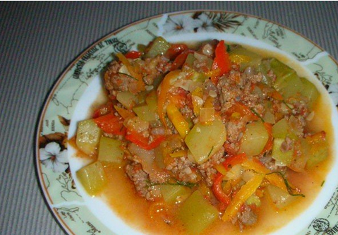 1. Этап. Рагу из кабачков с фаршем: 4. Готово! Приятного аппетита!