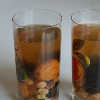 Компот из чернослива и изюма