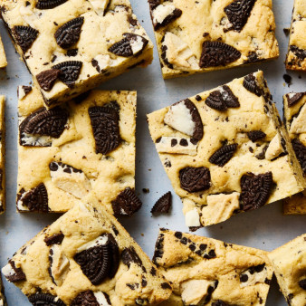Cookies 'N' Cream Blondies