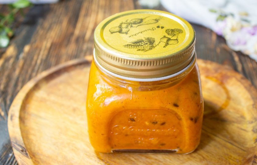 1. Этап. Варенье из облепихи и апельсинов: Перелейте варенье в чистую банку и храните в холодильнике.