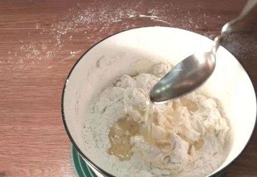 1. Этап. Белый хлеб домашней выпечки: 5... и подсолнечное масло 2 ст. л..