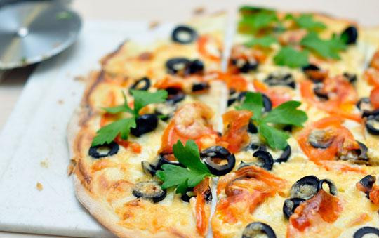 1. Этап. Фламмкухен: Сразу подавать и кушать горячим.