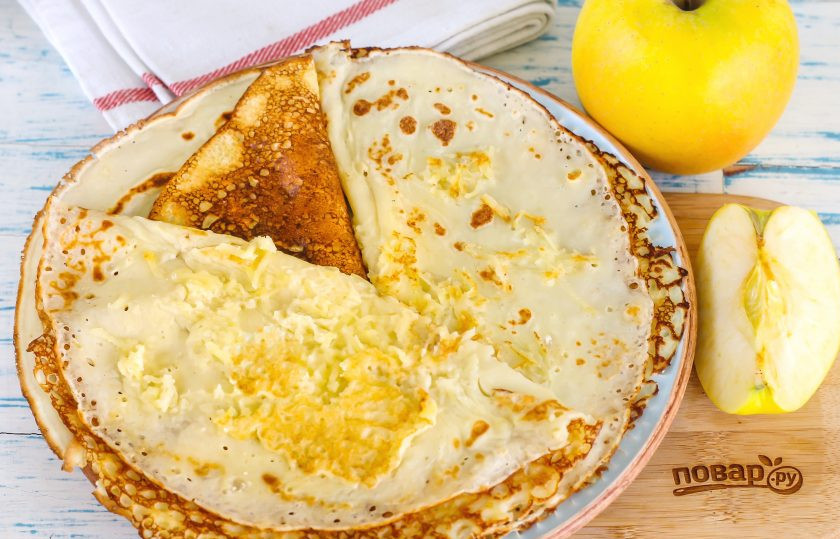 1. Этап. Блины на кефире с припеком: Подайте их к столу горячими. Приятного аппетита!