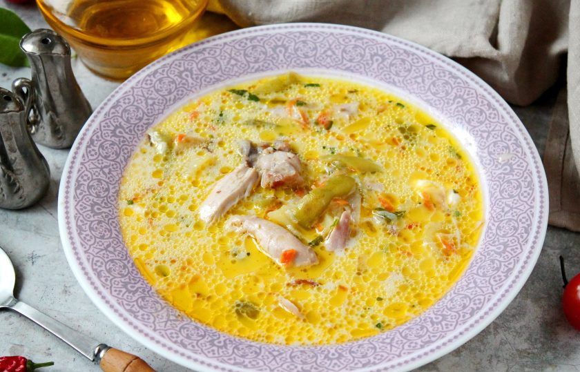 1. Этап. Сырный суп с курицей и болгарским перцем: Приятного аппетита!