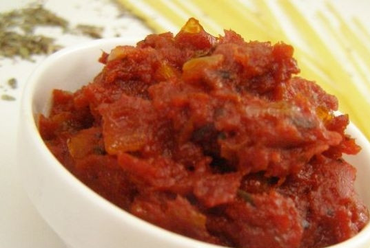 1. Этап. Итальянский соус для макарон: Затем уменьшите мощность и готовьте ещё 13 минут. Приятной дегустации!